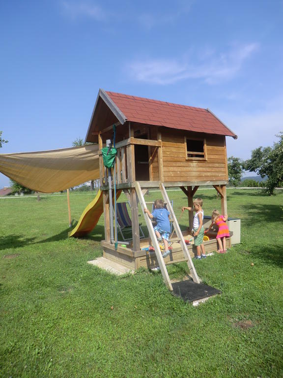 Appartement Landhaus Felsenkeller Sankt Kanzian am Klopeiner See Exterior photo
